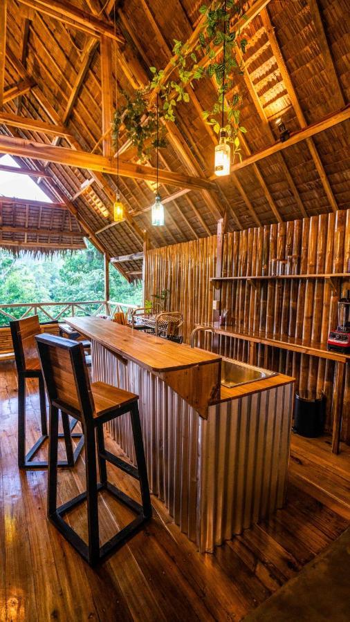 Barya Lang Villa- Native Villa With Jeepney Room El Nido Exteriör bild