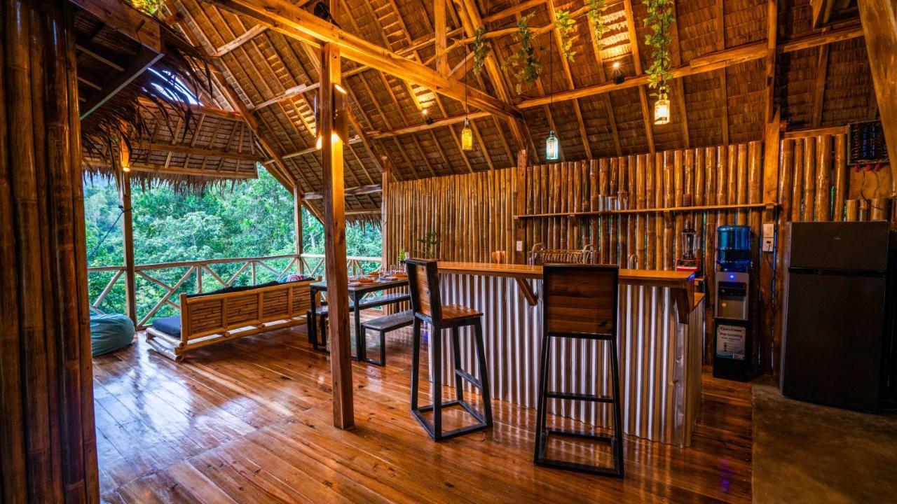 Barya Lang Villa- Native Villa With Jeepney Room El Nido Exteriör bild
