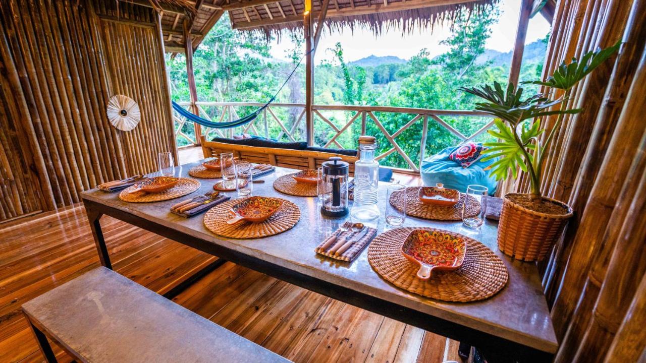 Barya Lang Villa- Native Villa With Jeepney Room El Nido Exteriör bild