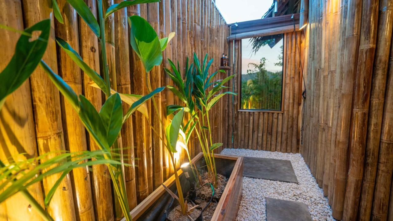 Barya Lang Villa- Native Villa With Jeepney Room El Nido Exteriör bild