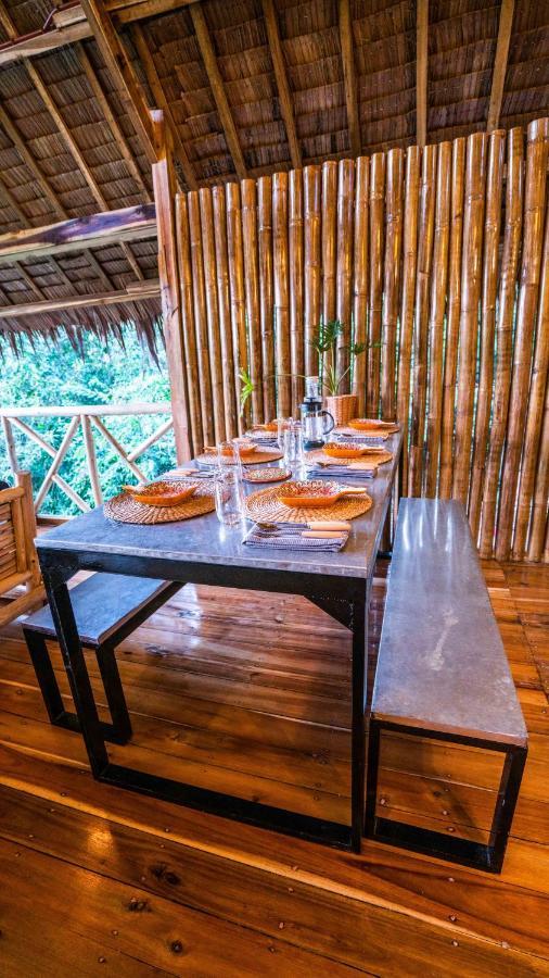 Barya Lang Villa- Native Villa With Jeepney Room El Nido Exteriör bild